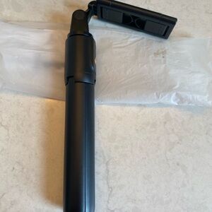 Black Selfie Stick